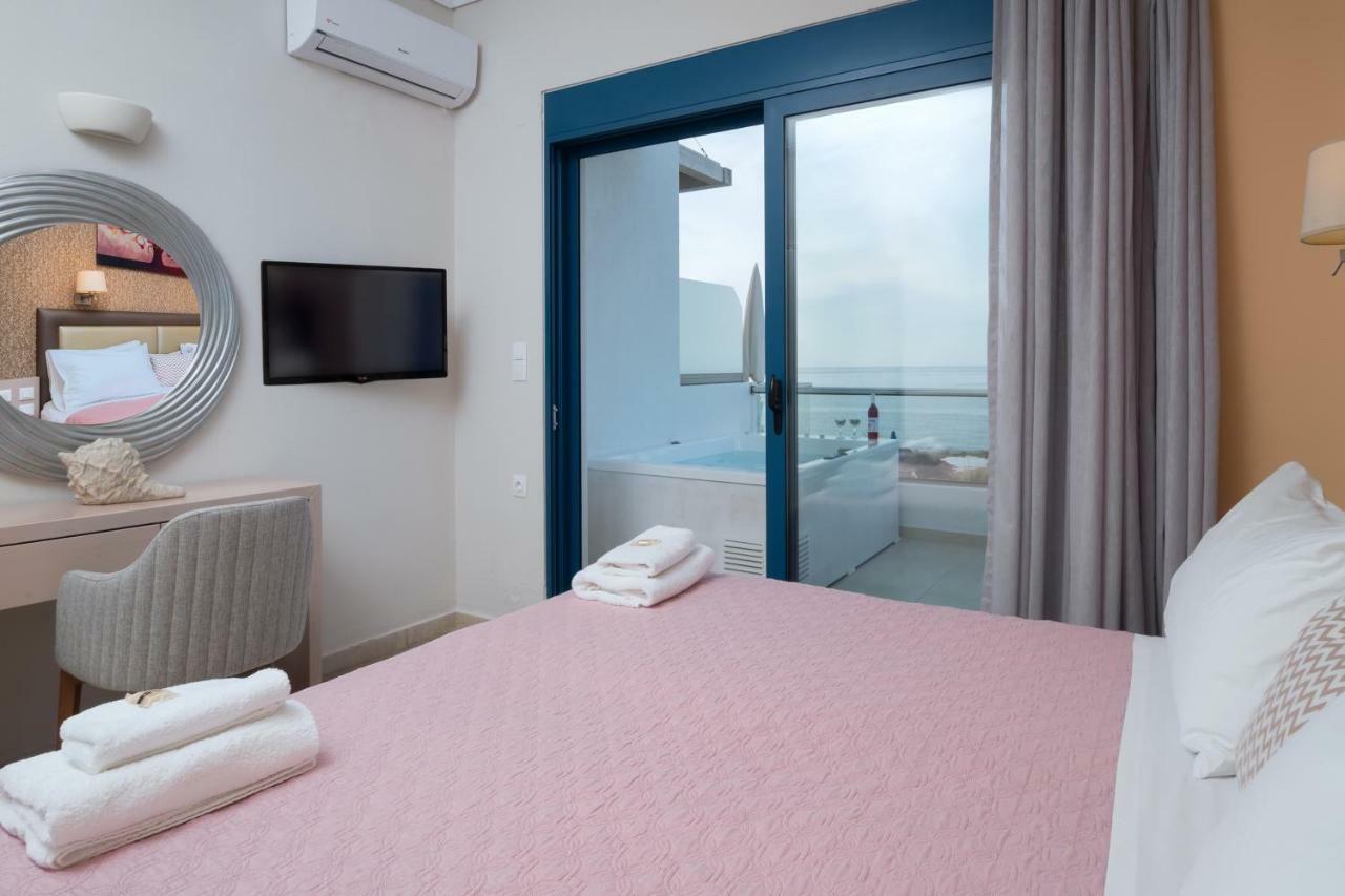 Pyrgos Beach Hotel Apartments Mália Exterior foto