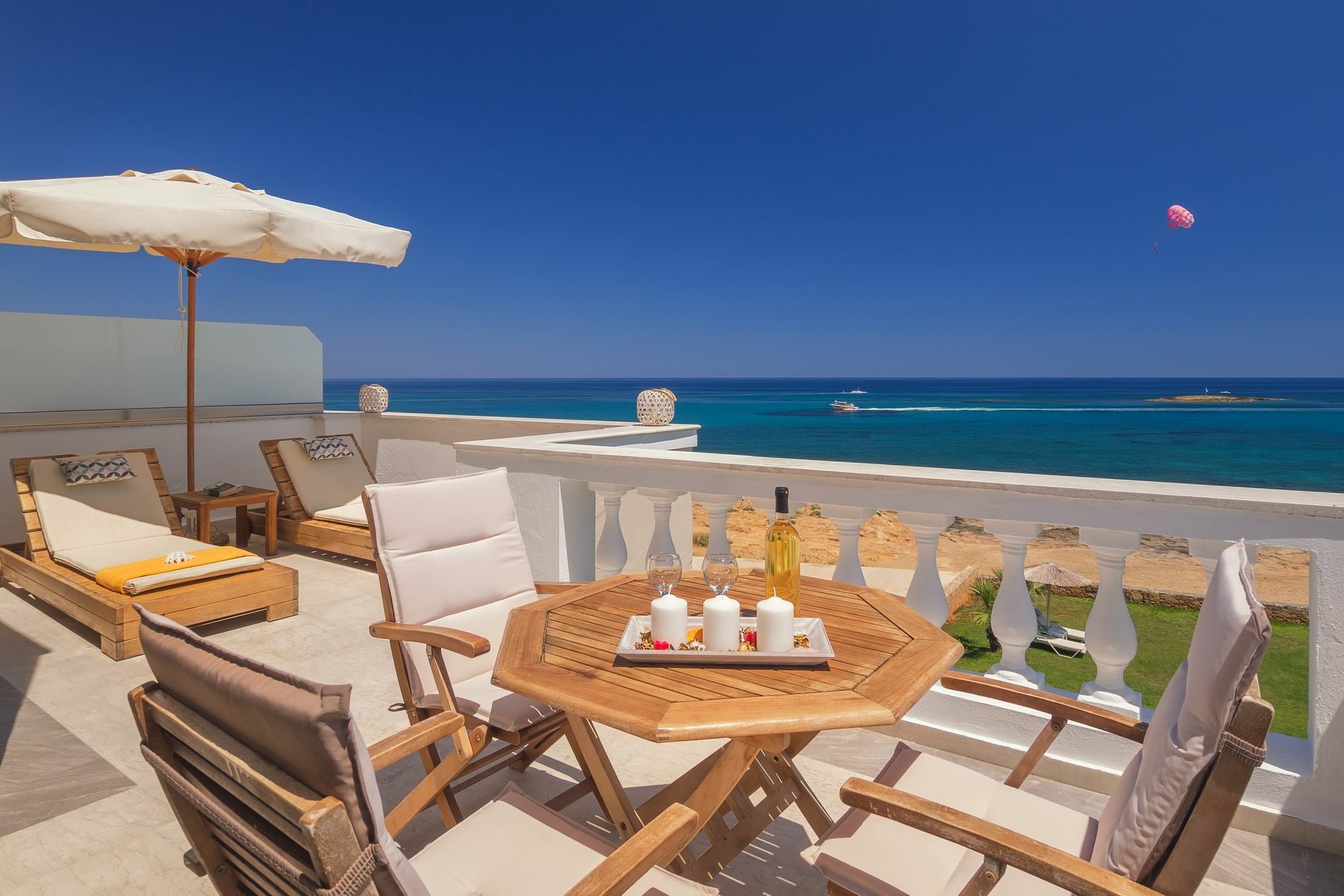 Pyrgos Beach Hotel Apartments Mália Exterior foto