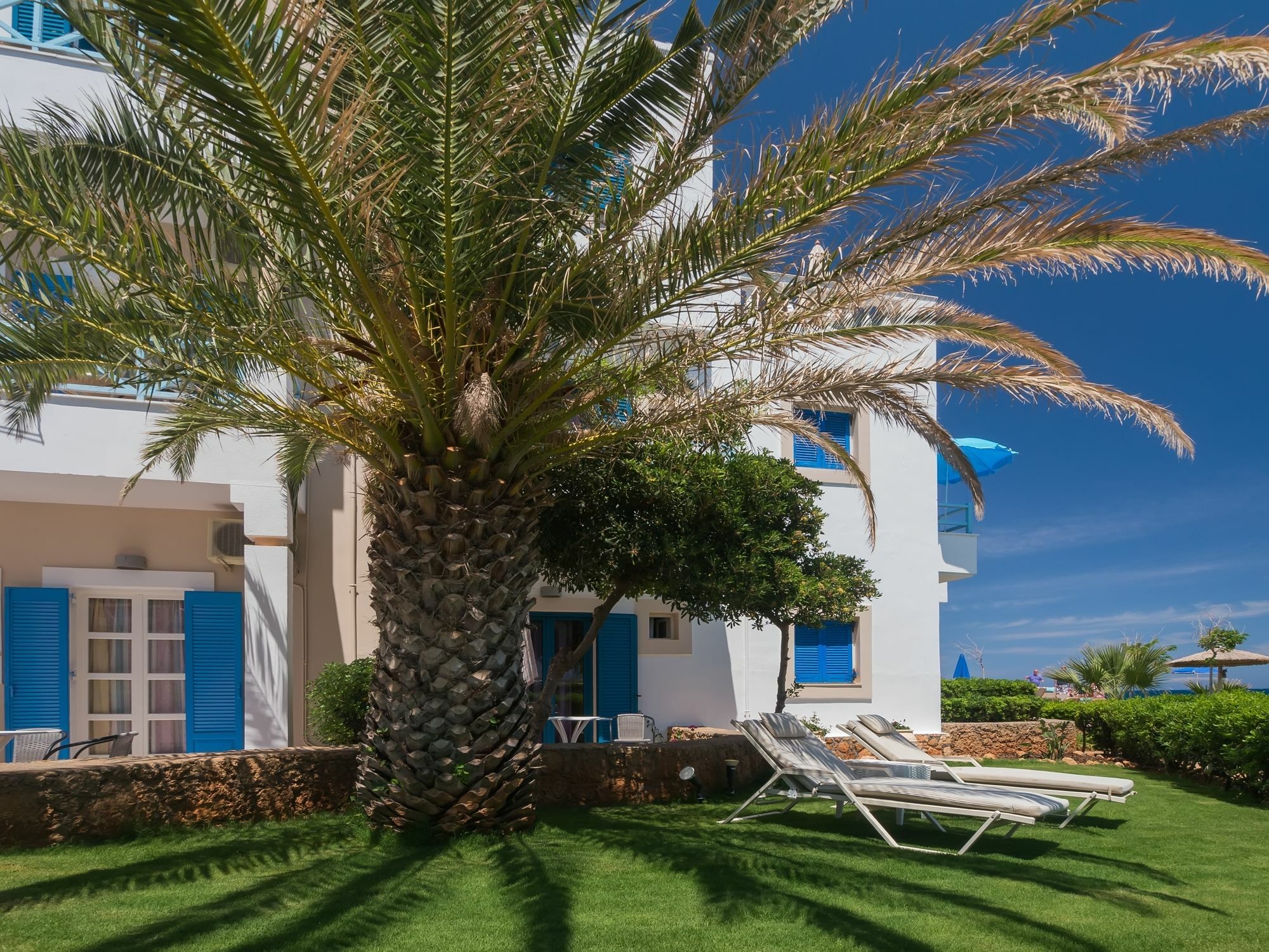 Pyrgos Beach Hotel Apartments Mália Exterior foto